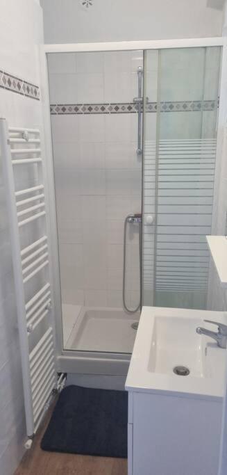 Chez Sandy Calais Ngoại thất bức ảnh